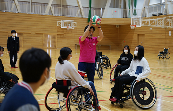 スポーツ健康科学科スポーツ体験の様子