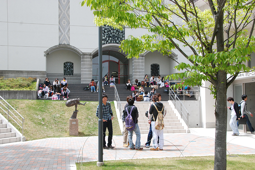 大学の階段